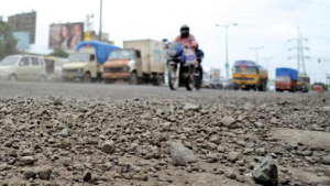 Traumatic injuries and degenerative changes in spine due to bad roads